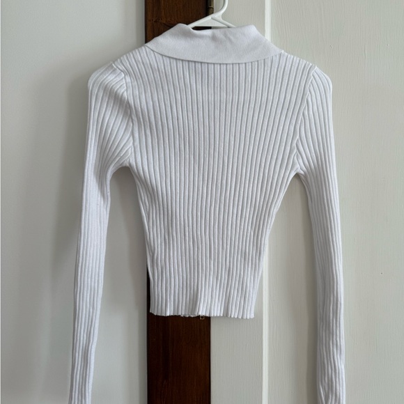 White Ribbed Zip-Up Sweater - Picture 2 of 3